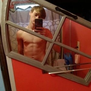 Meet your Posher, Jason